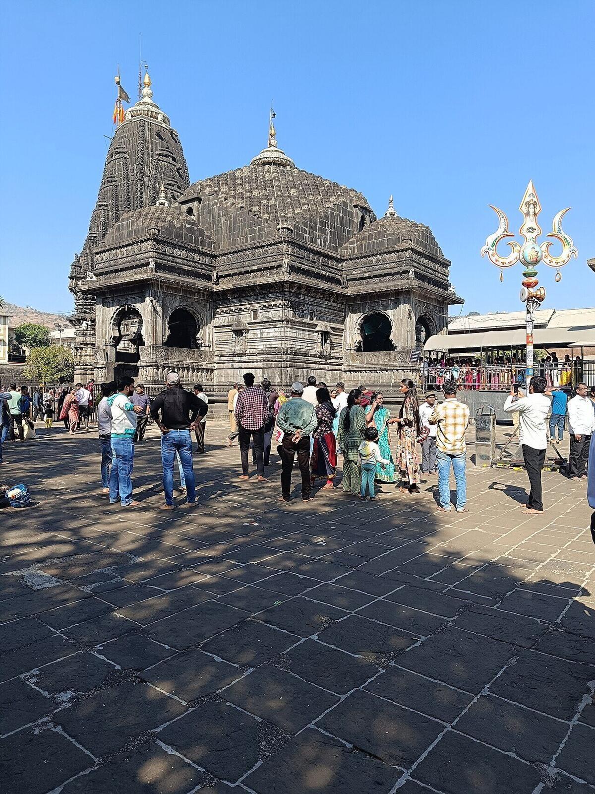 Trimbakeshwar Temple (Kashi) — historic view